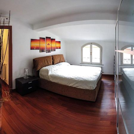 Stupenda Mansarda Centralissima, Finiture Di Lusso Carrara Dış mekan fotoğraf