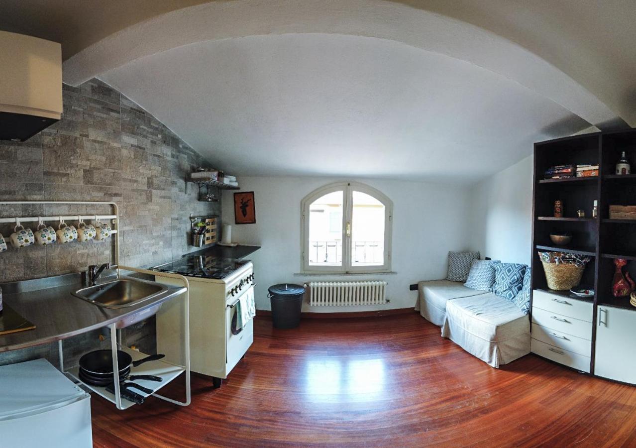 Stupenda Mansarda Centralissima, Finiture Di Lusso Carrara Dış mekan fotoğraf